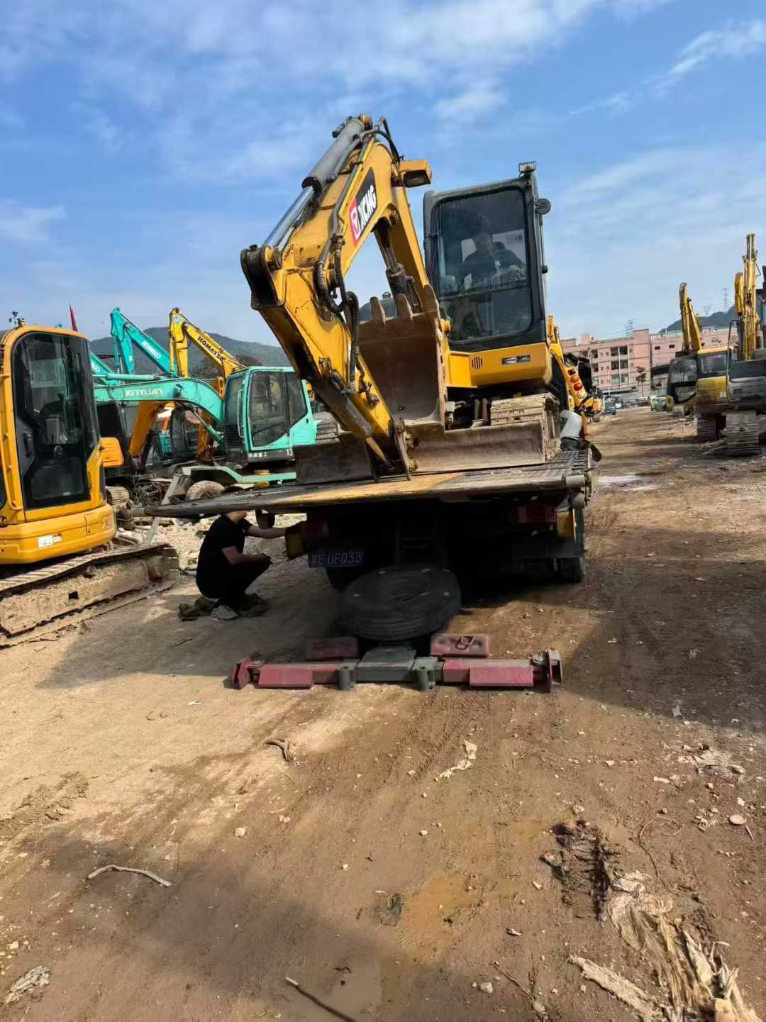 Buy XCMG XE60 Used Excavator / 3 Used XCMG XE60 Excavator 2018 Model / 3
