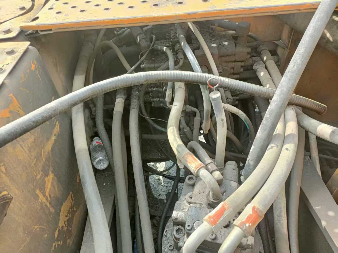 Used Volvo EW210C Excavator 2016 Model / 5