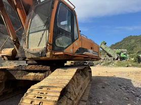 Buy Doosan DX500 Used Excavator / 2 Used Doosan DX500 Excavator 2011 Model / 2