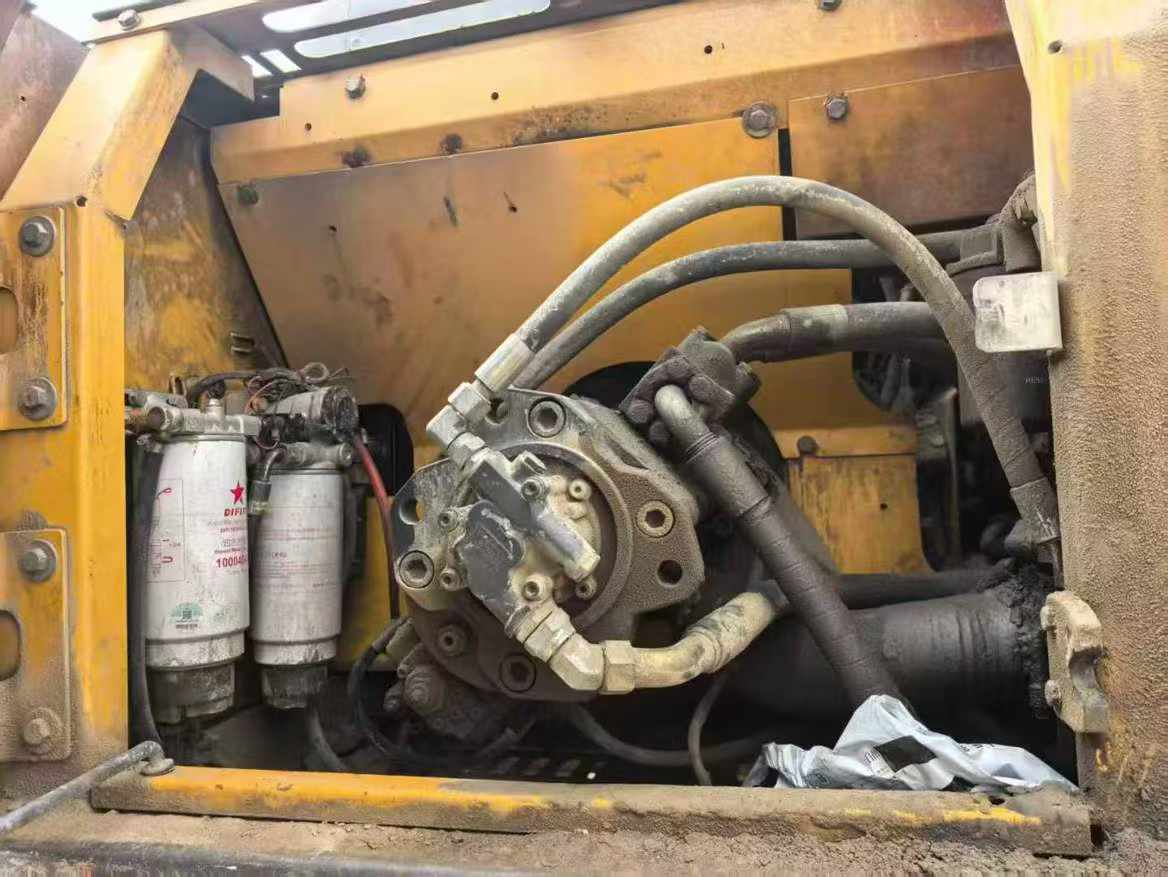 Used JohnDeere E240 Excavator 2021 Model / 8