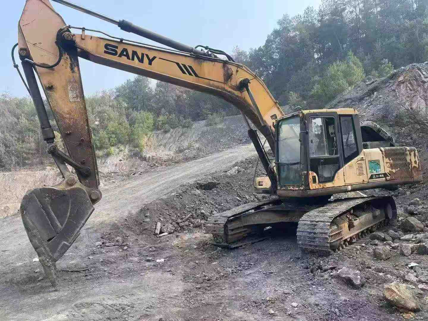 Used Sany SY235C Excavator 2016 Model / 8