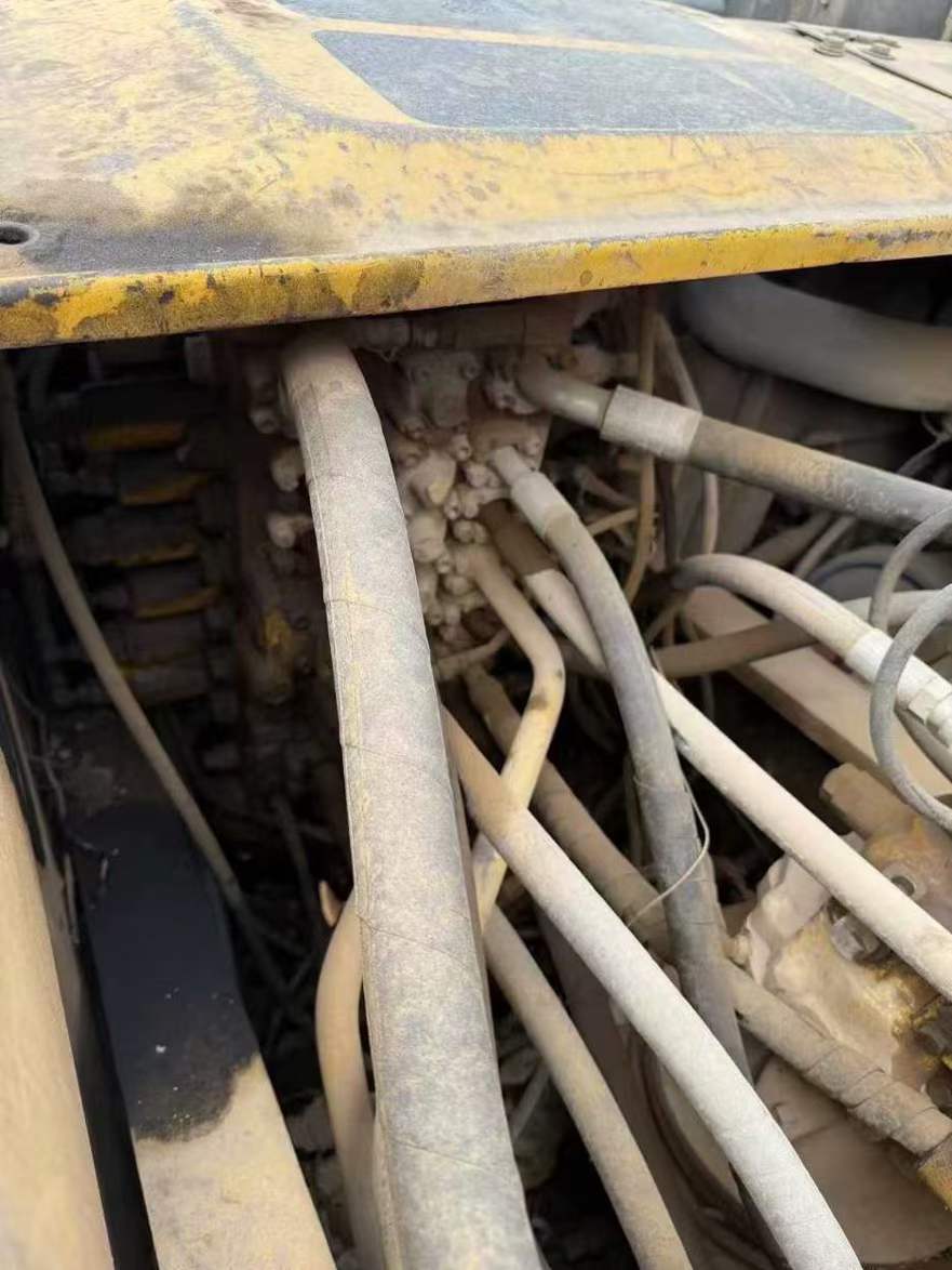 Used Komatsu PW200-7 Excavator 2016 Model / 8