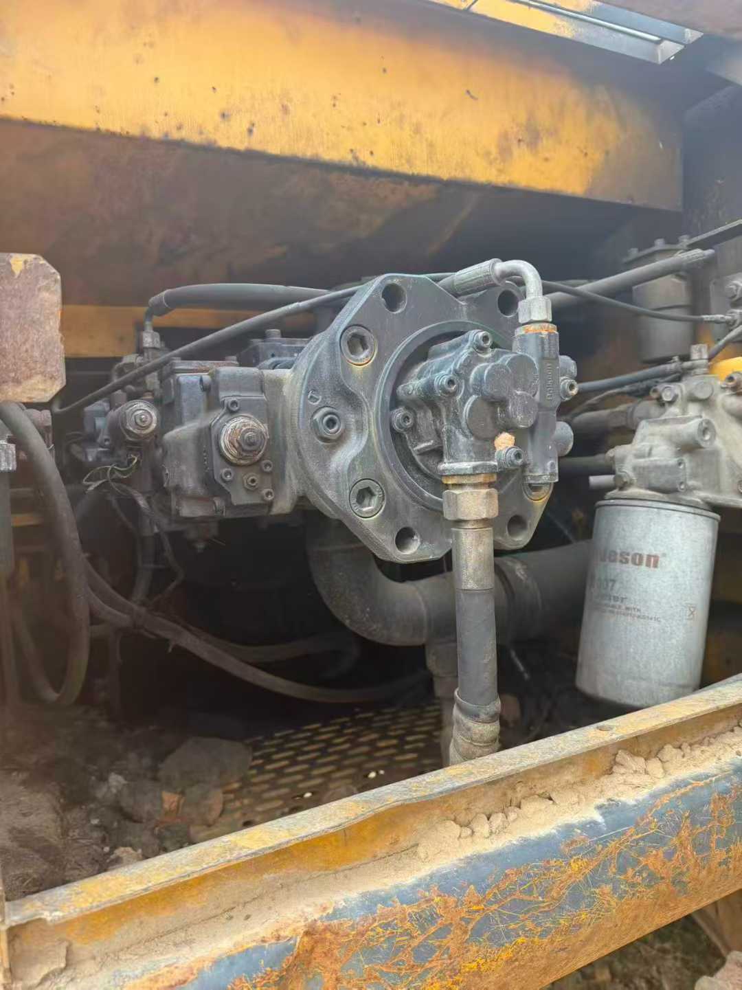 Used Sany SY215C-8S Excavator 2016 Model / 3