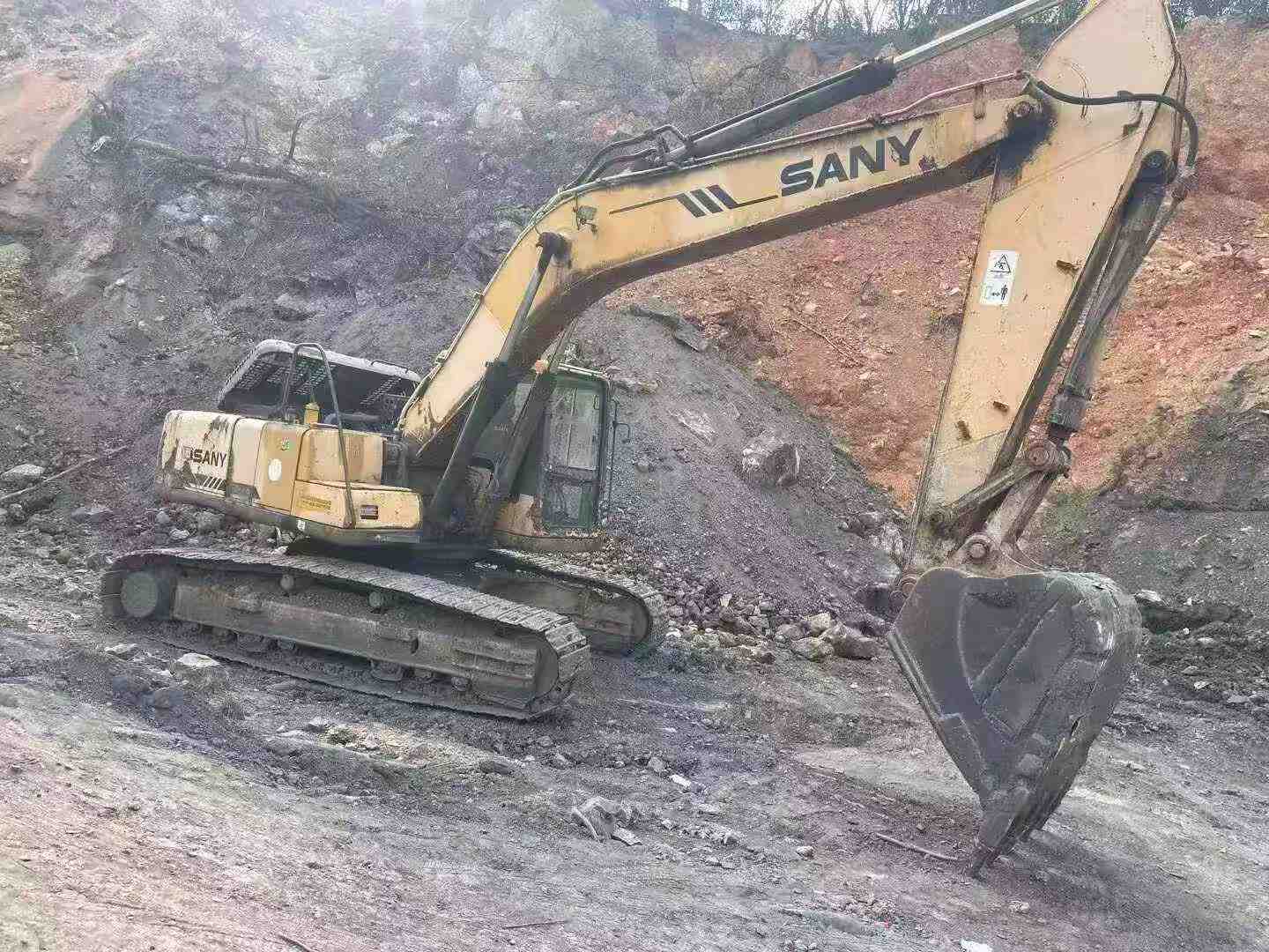 Used Sany SY235C Excavator 2016 Model / 3