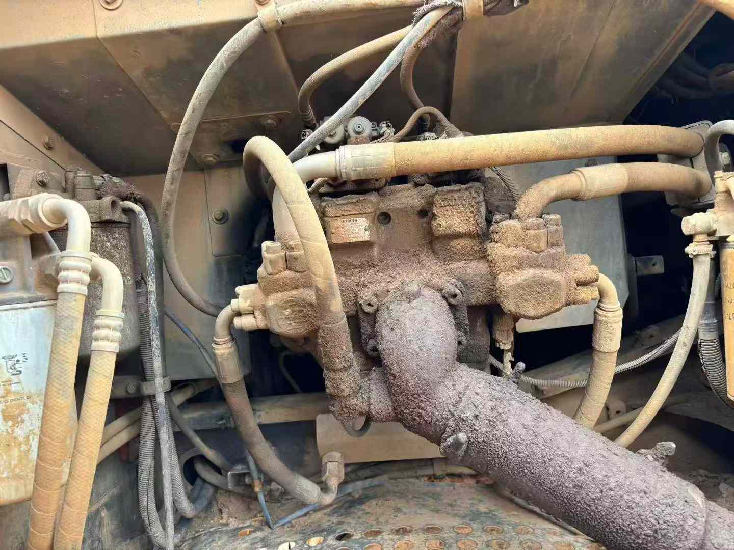 Used Hitachi ZAXIS200 Excavator 2017 Model / 3