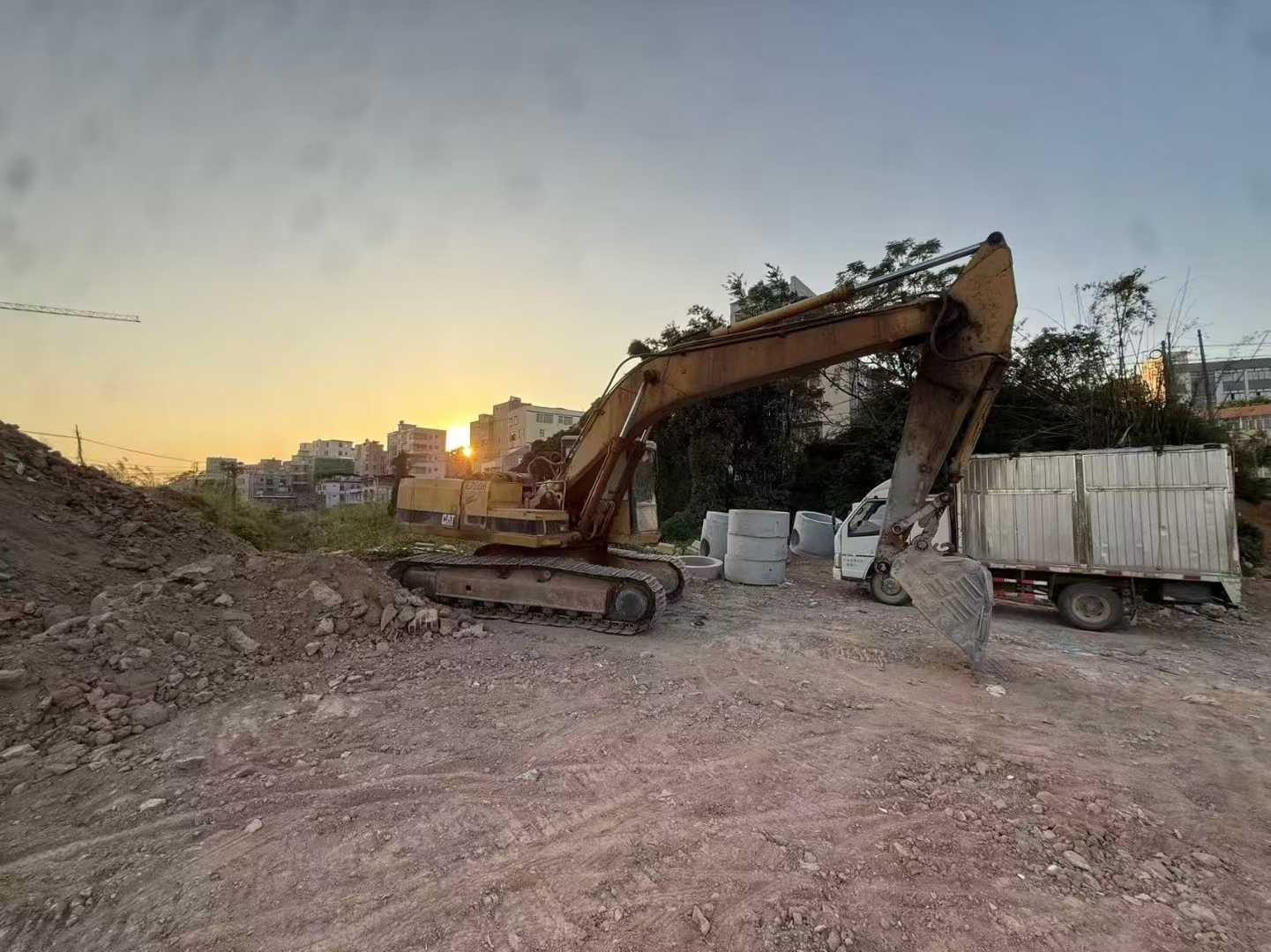 Used Caterpillar CT20 Excavator 2016 Model / 2