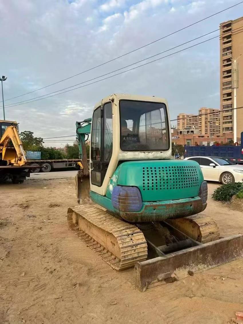 Used Komatsu PC40MRx Excavator 2016 Model / 3