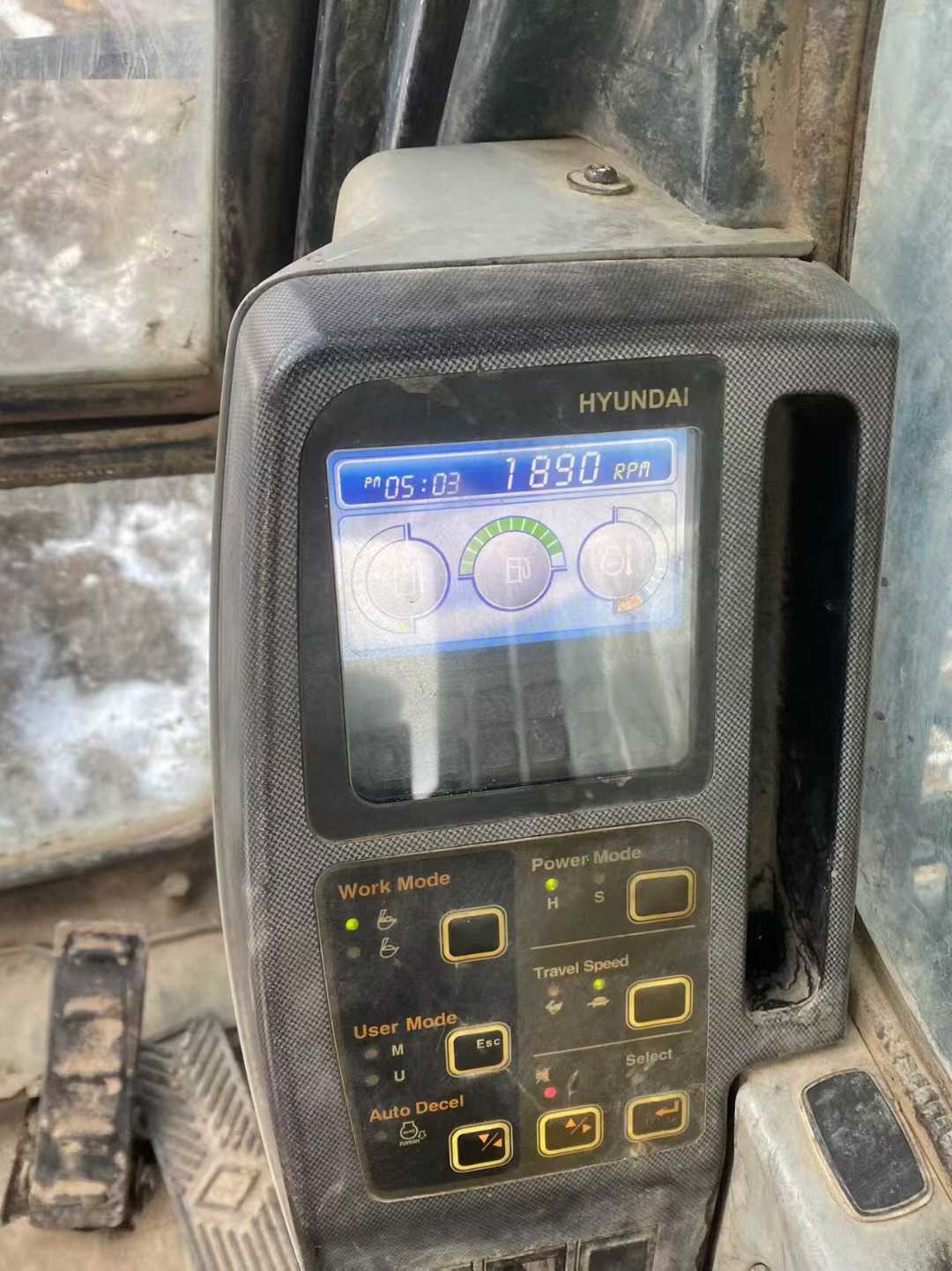 Buy Hyundai R215VS Used Excavator / 5 Used Hyundai R215VS Excavator 2016 Model / 5