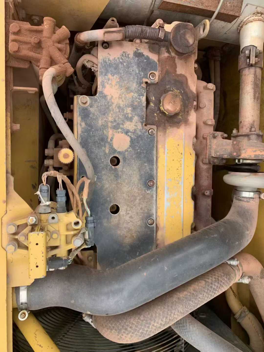 Used Caterpillar 320D Excavator 2016 Model / 8