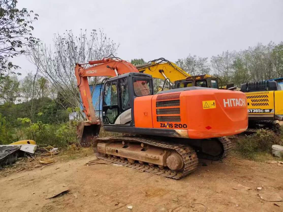 Used Hitachi ZAXIS200 Excavator 2016 Model / 6