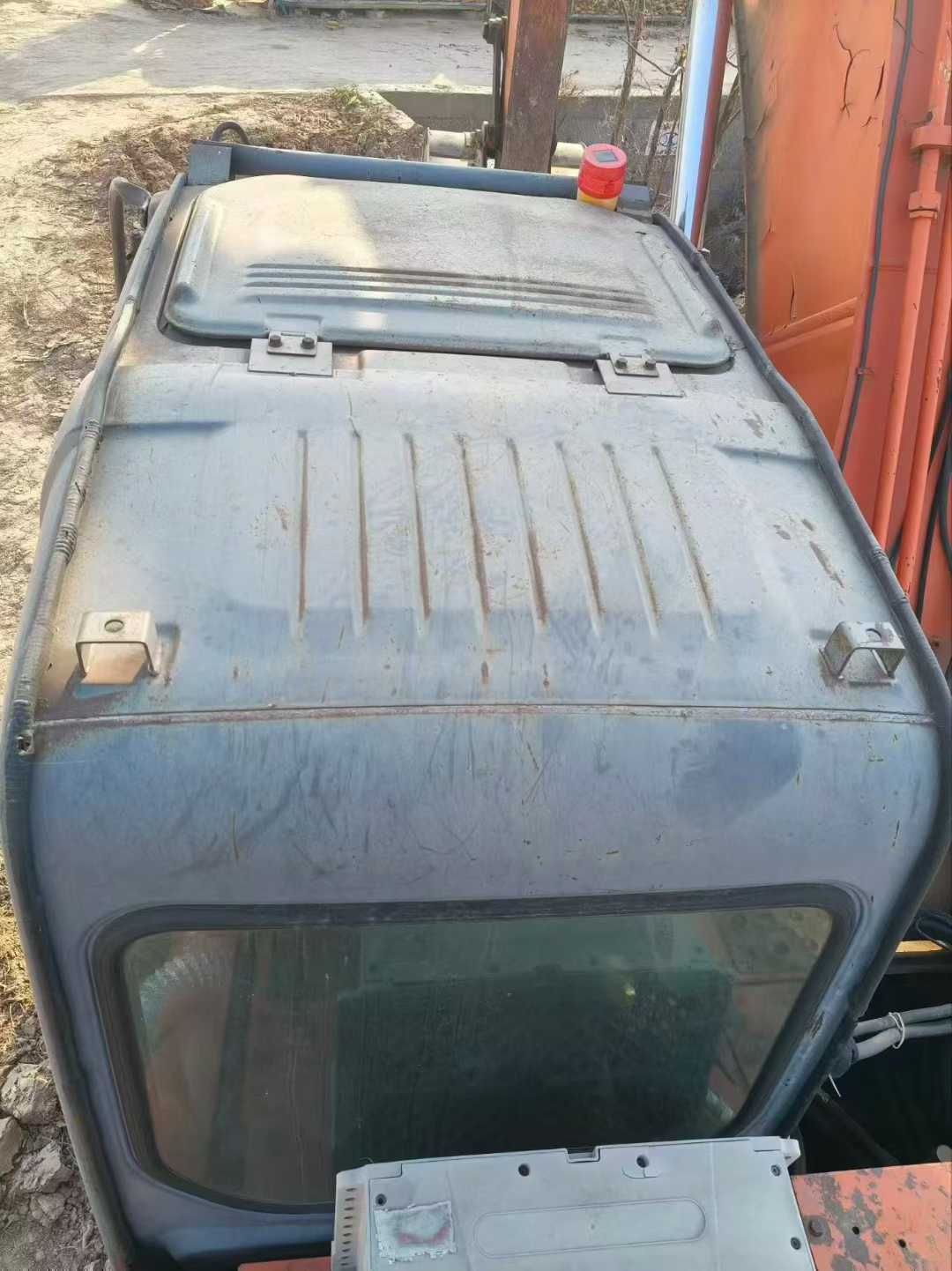 Used Hitachi ZAXIS200 Excavator 2013 Model / 4