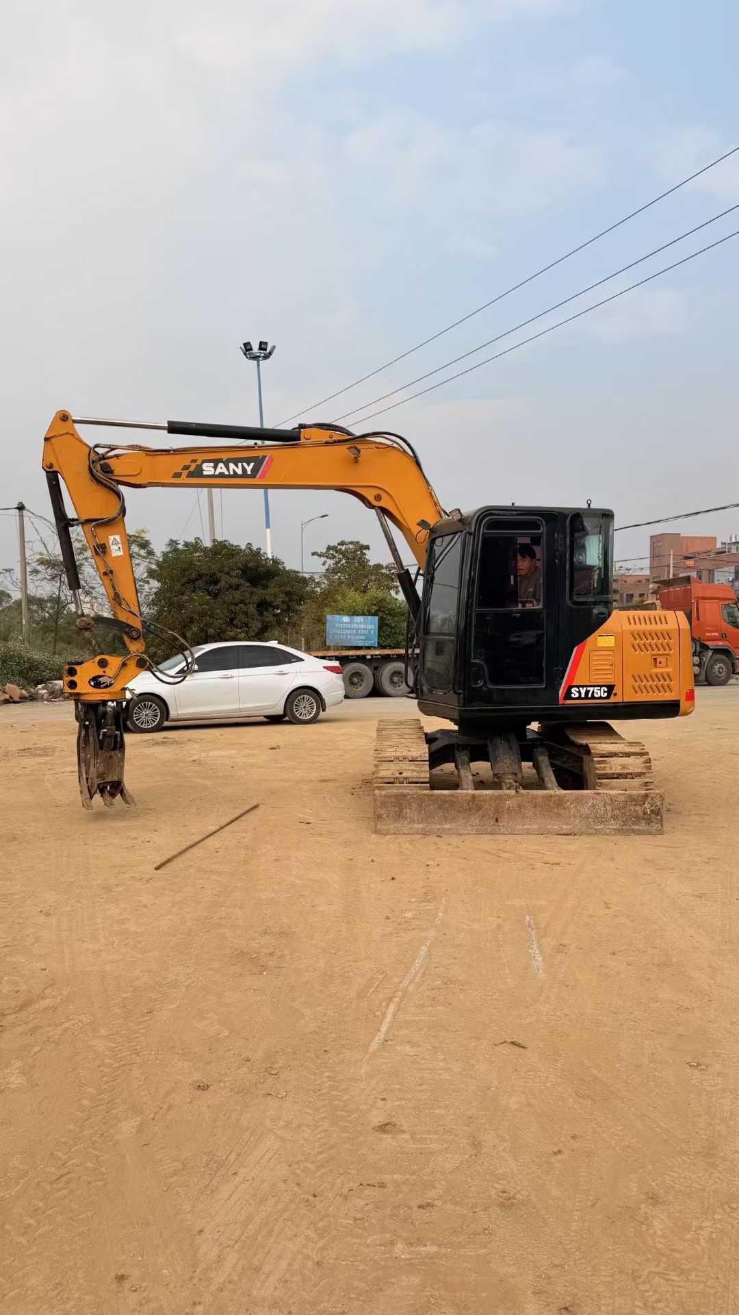 Used Sany SY75 Excavator 2016 Model / 5