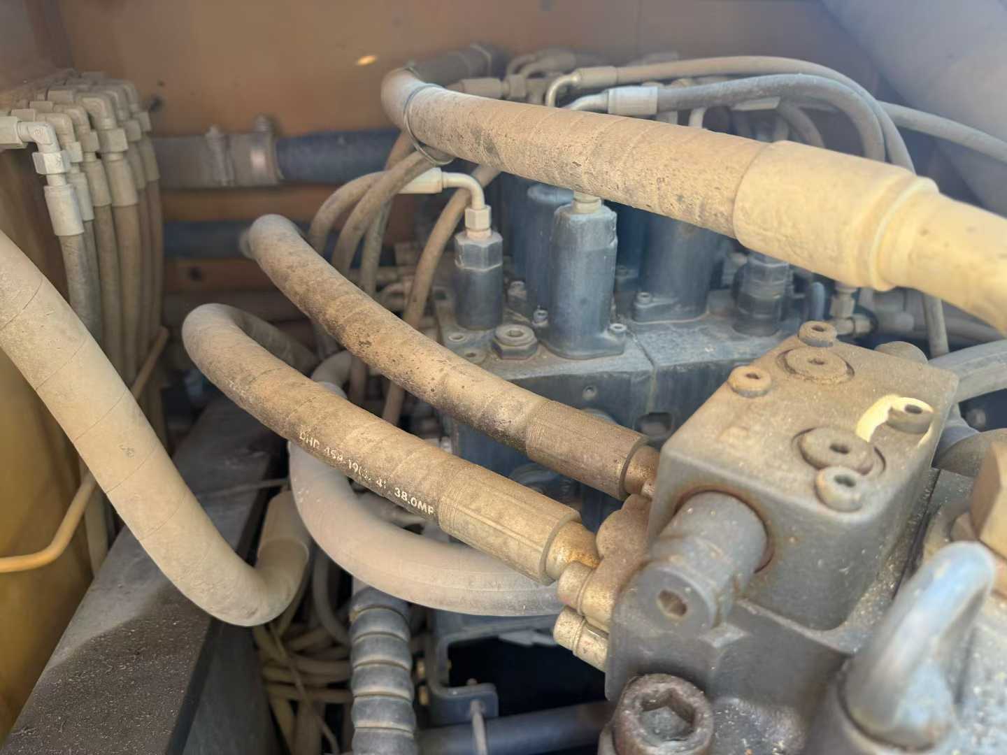 Used XCMG XE215 Excavator 2016 Model / 4