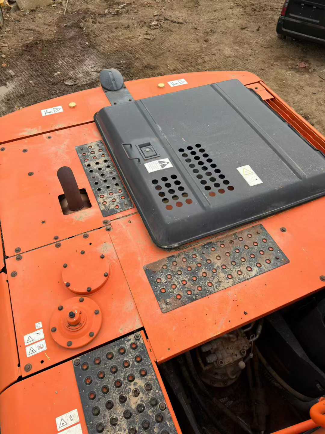 Buy Hitachi ZAXIS200 Used Excavator / 3 Used Hitachi ZAXIS200 Excavator 2016 Model / 3