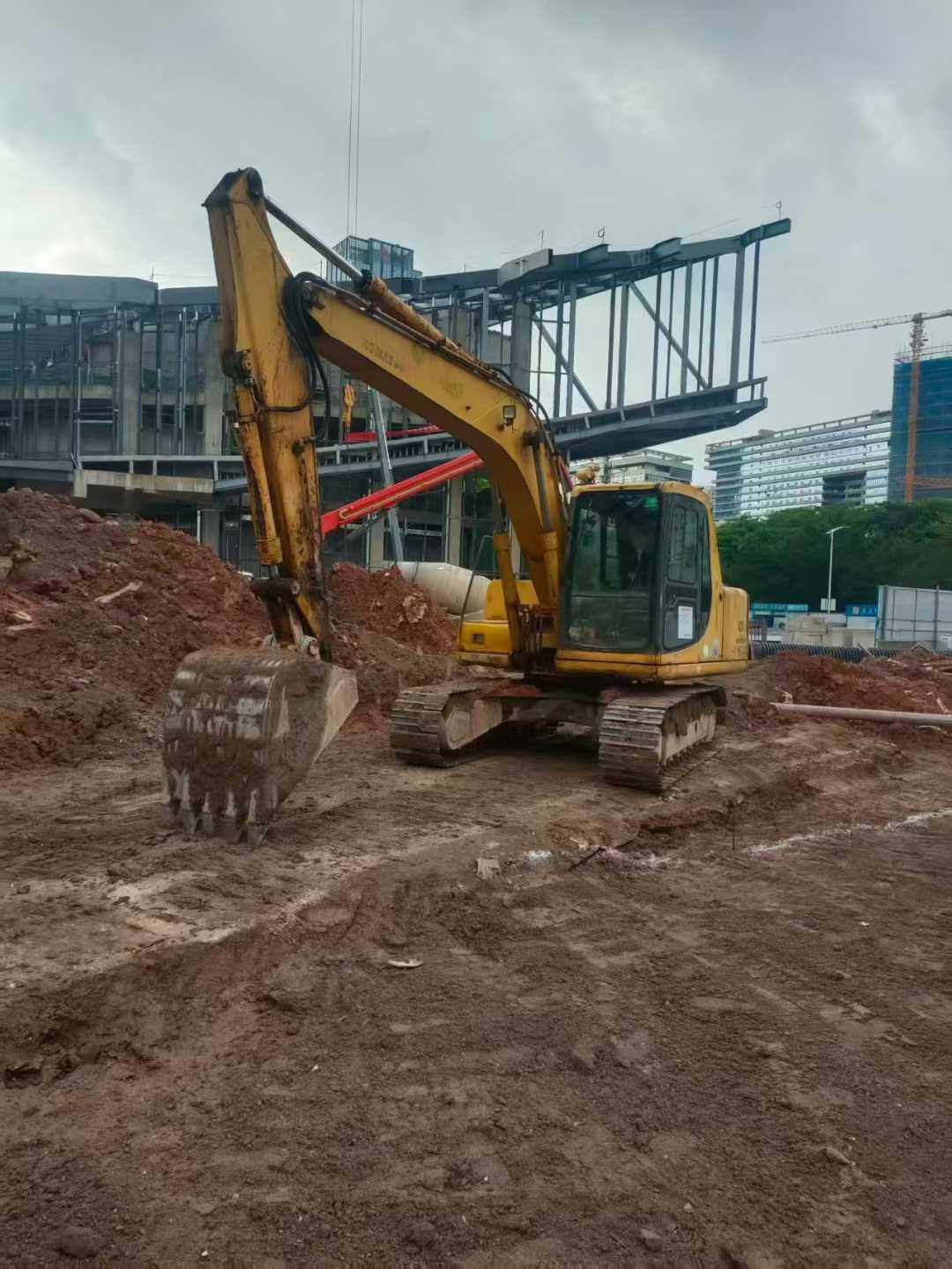 Used Komatsu PC120-6E Excavator 2016 Model / 3