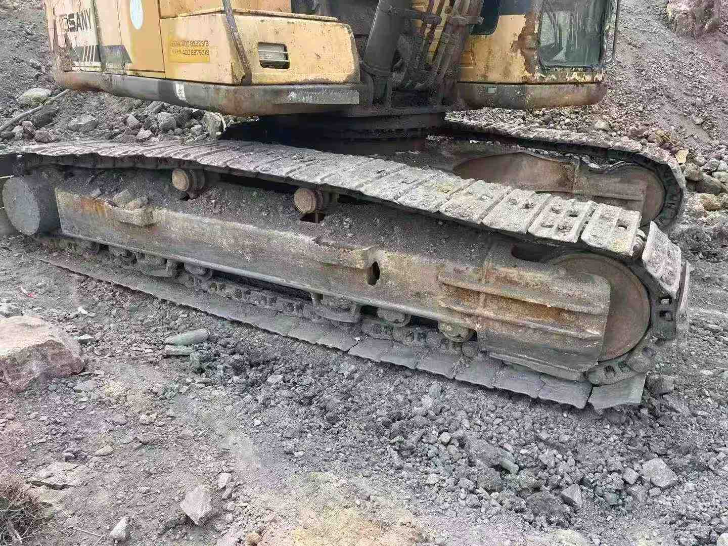 Used Sany SY235C Excavator 2016 Model / 7