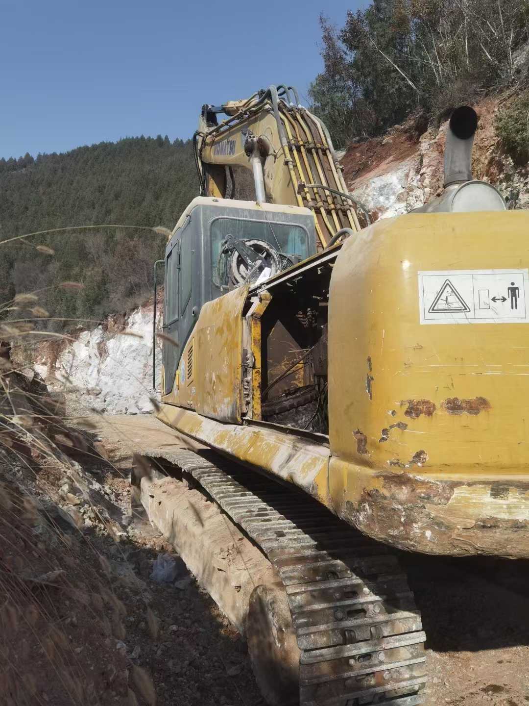 Used Komatsu PC60 Excavator 2011 Model / 3