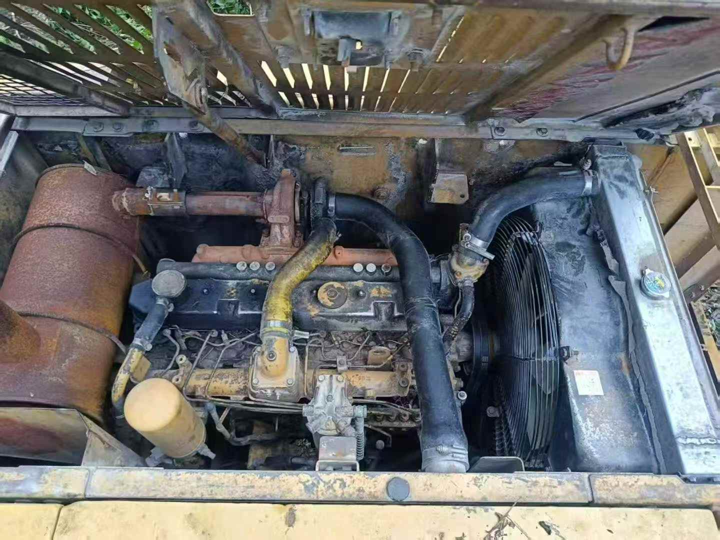 Used Caterpillar 320C Excavator 2016 Model / 3