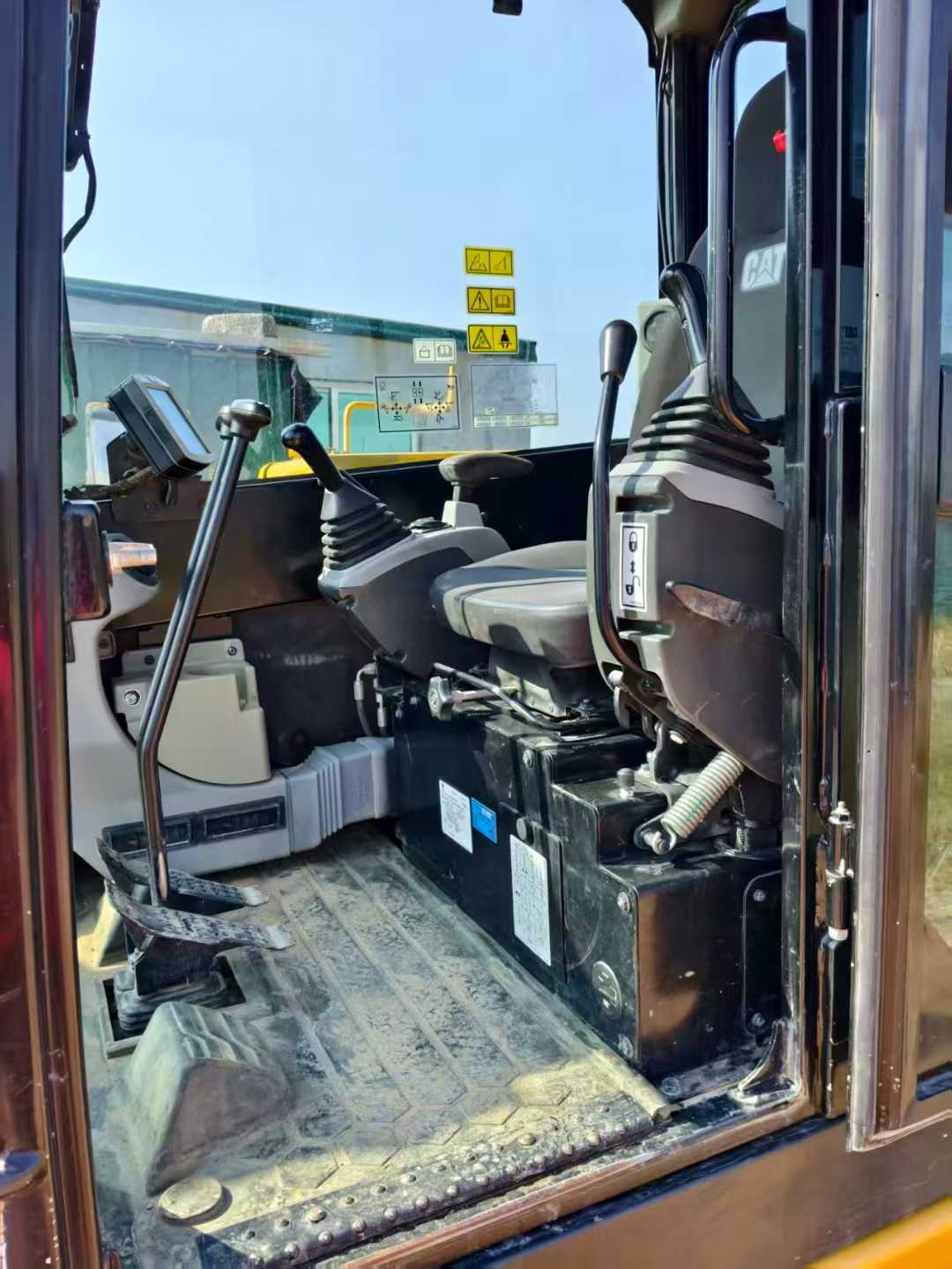 Used Caterpillar 305.5 Excavator 2016 Model / 4