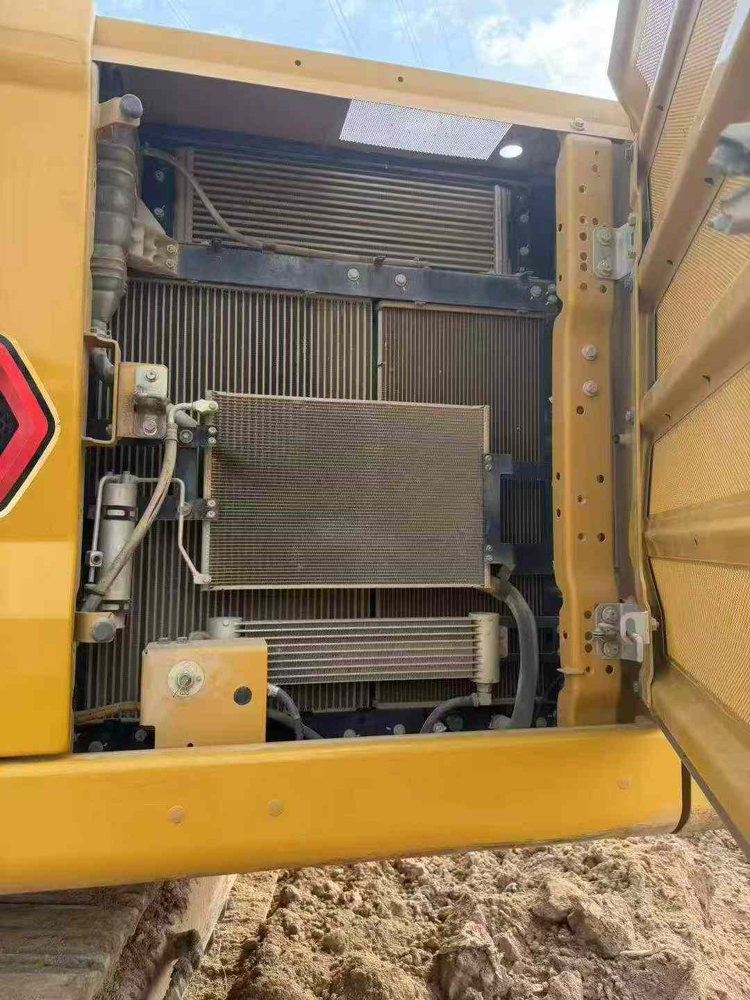 Used Caterpillar 323 Excavator 2021 Model / 6