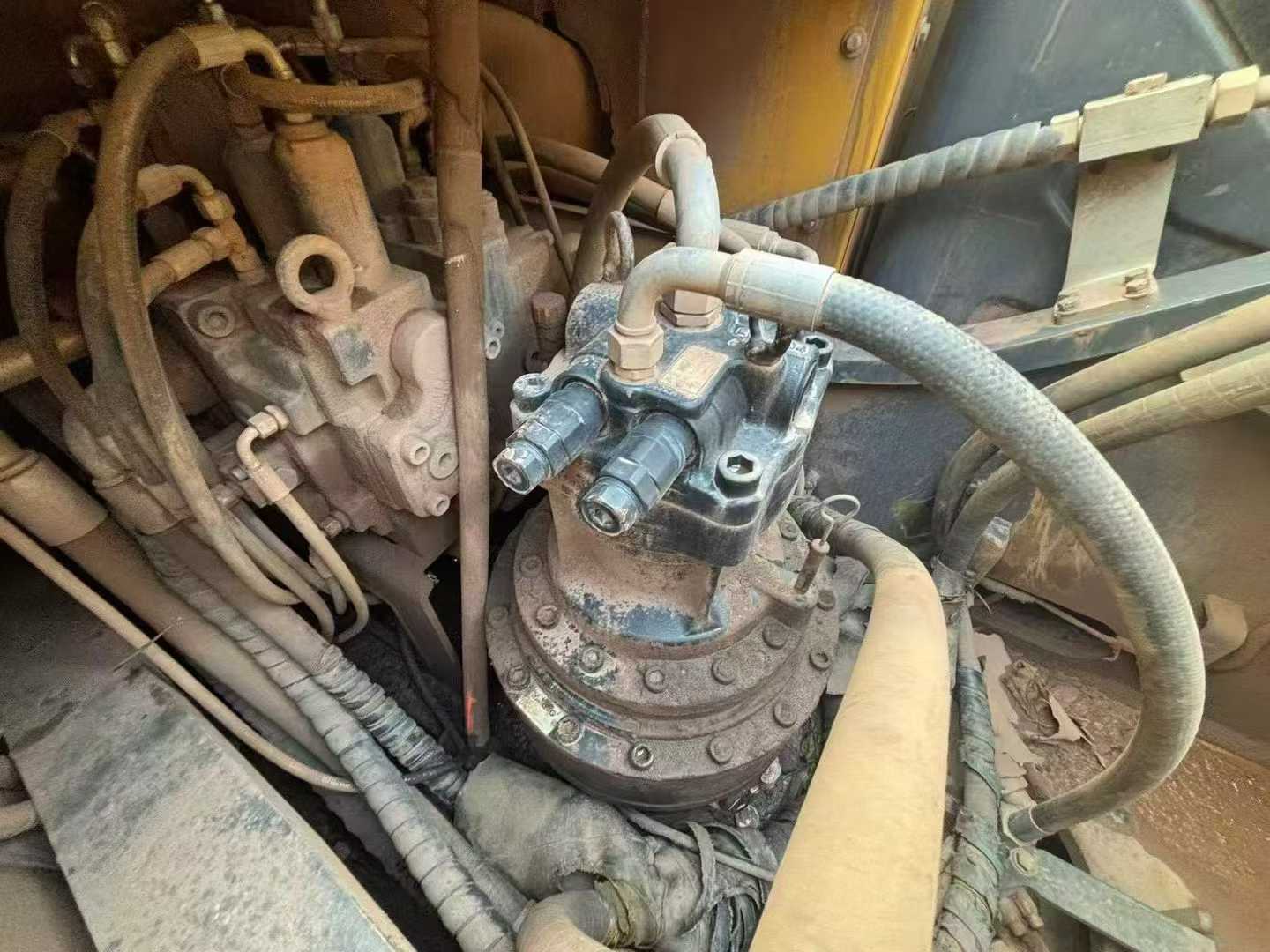 Used XCMG XE335GK Excavator 2020 Model / 4