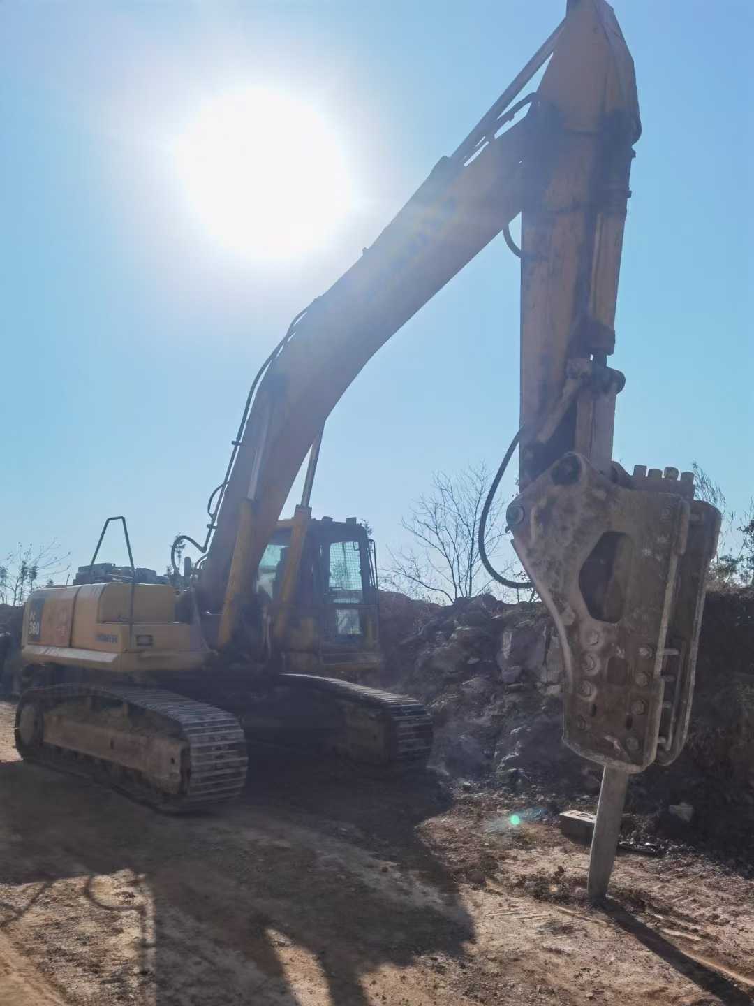 Used Komatsu PC60 Excavator 2011 Model / 2