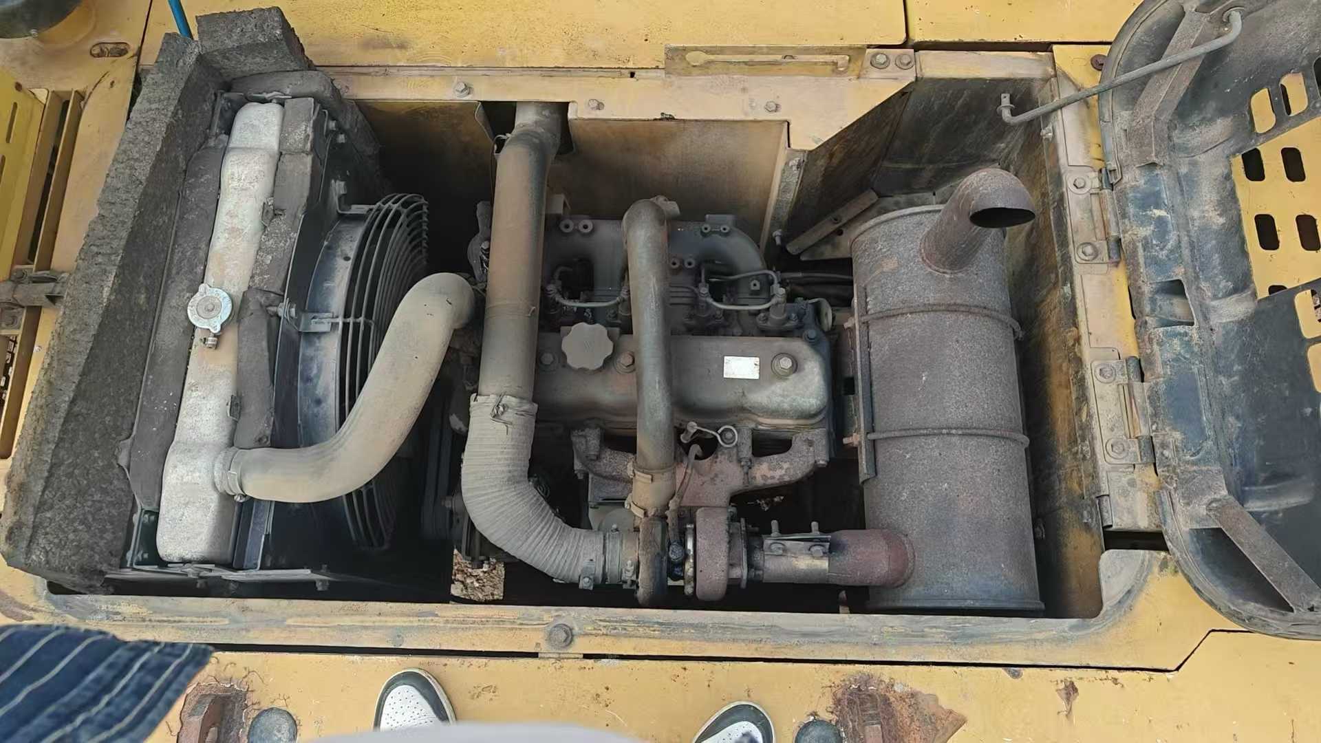 Used Sany SY135 Excavator 2016 Model / 4