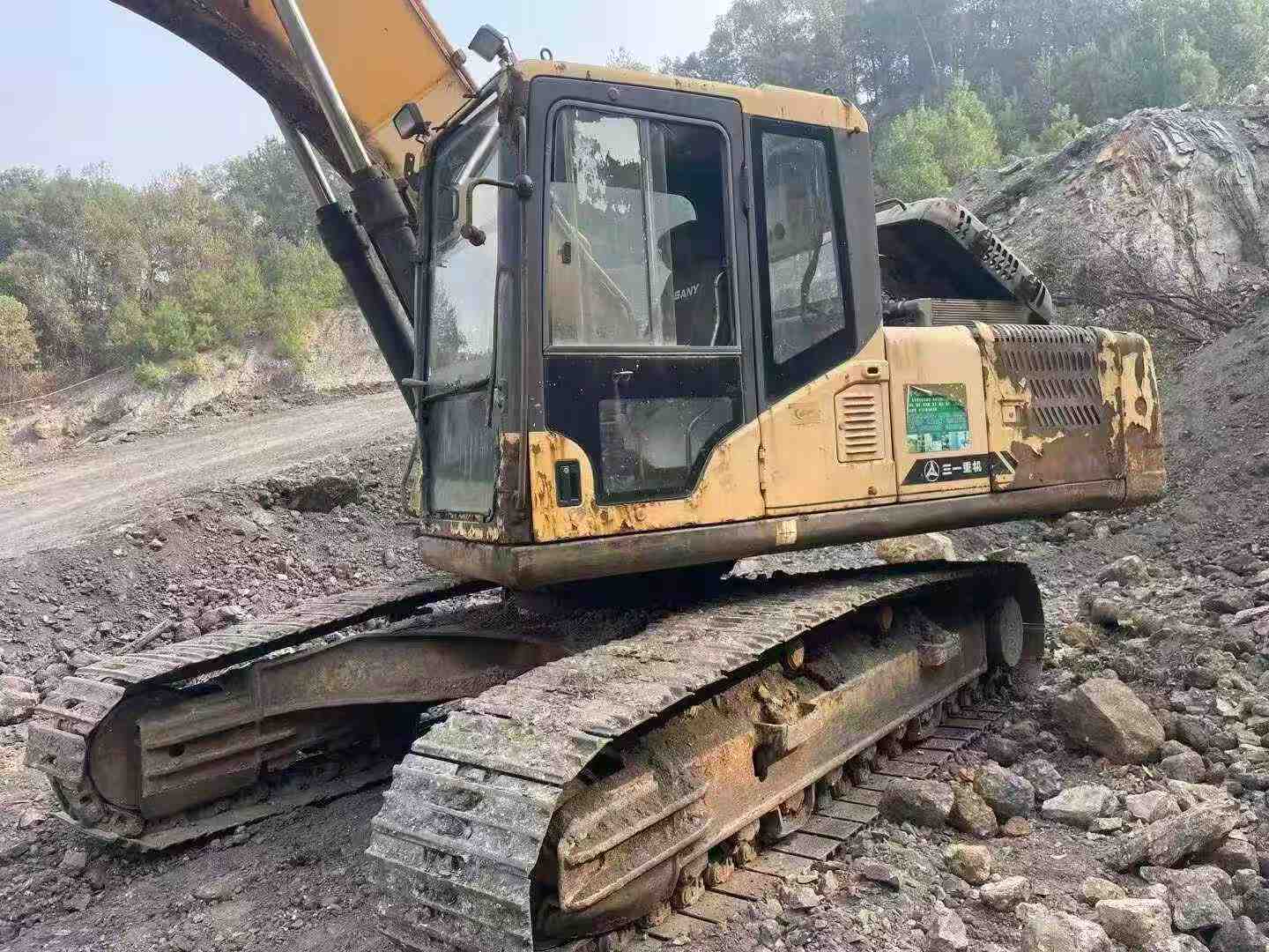 Used Sany SY235C Excavator 2016 Model / 5