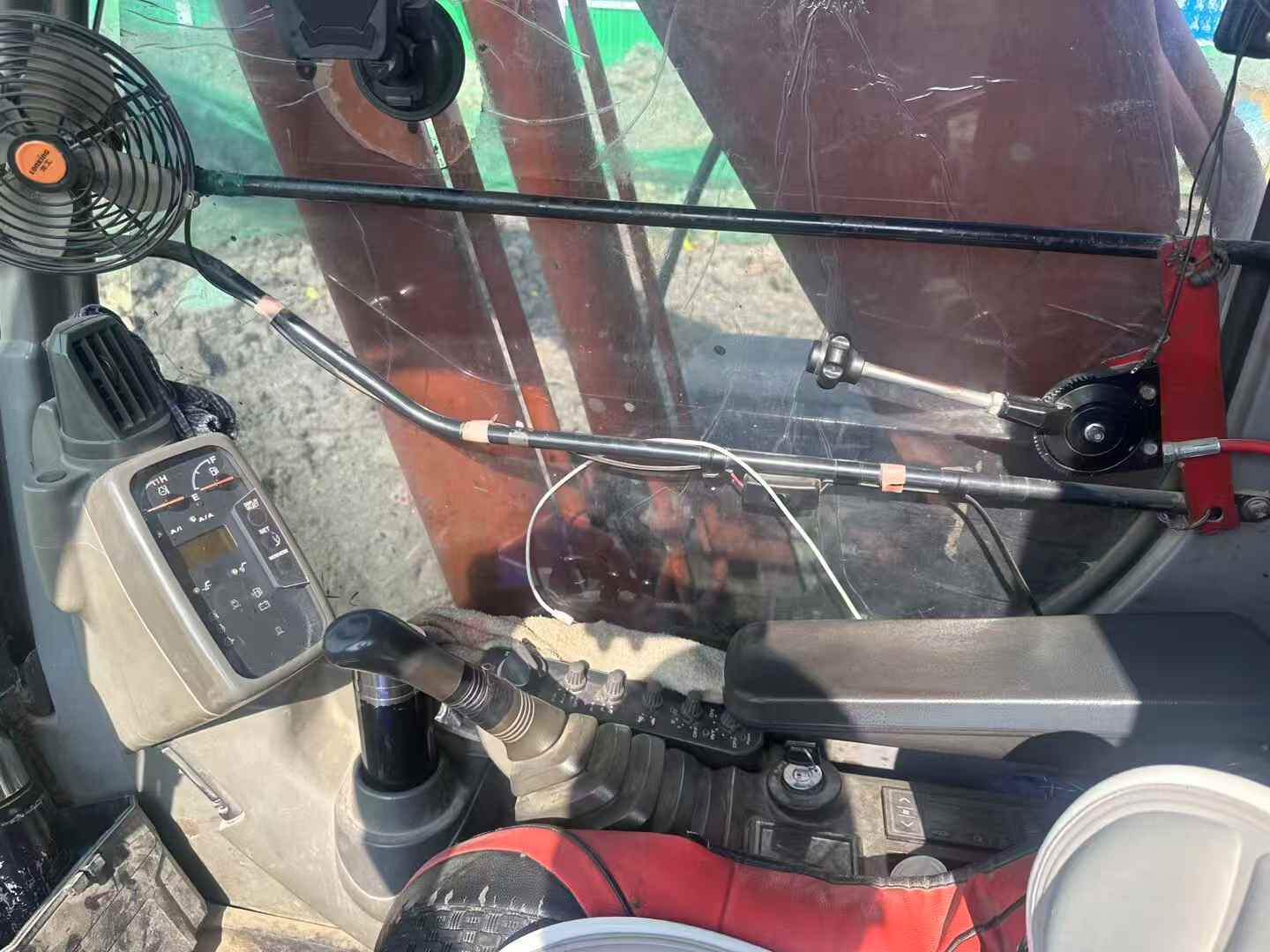 Buy Hitachi ZAXIS200 Used Excavator / 7 Used Hitachi ZAXIS200 Excavator 2016 Model / 7