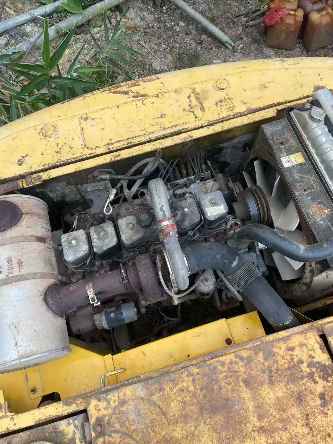 Used Komatsu PC200-6E Excavator 2016 Model / 4