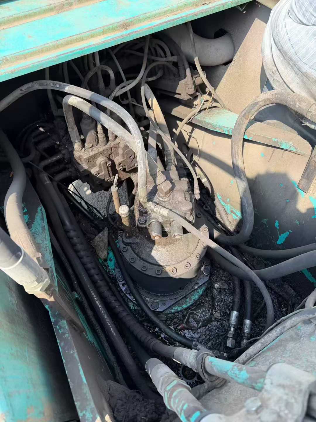 Buy Kobelco SK60 Used Excavator / 4 Used Kobelco SK60 Excavator 2010 Model / 4