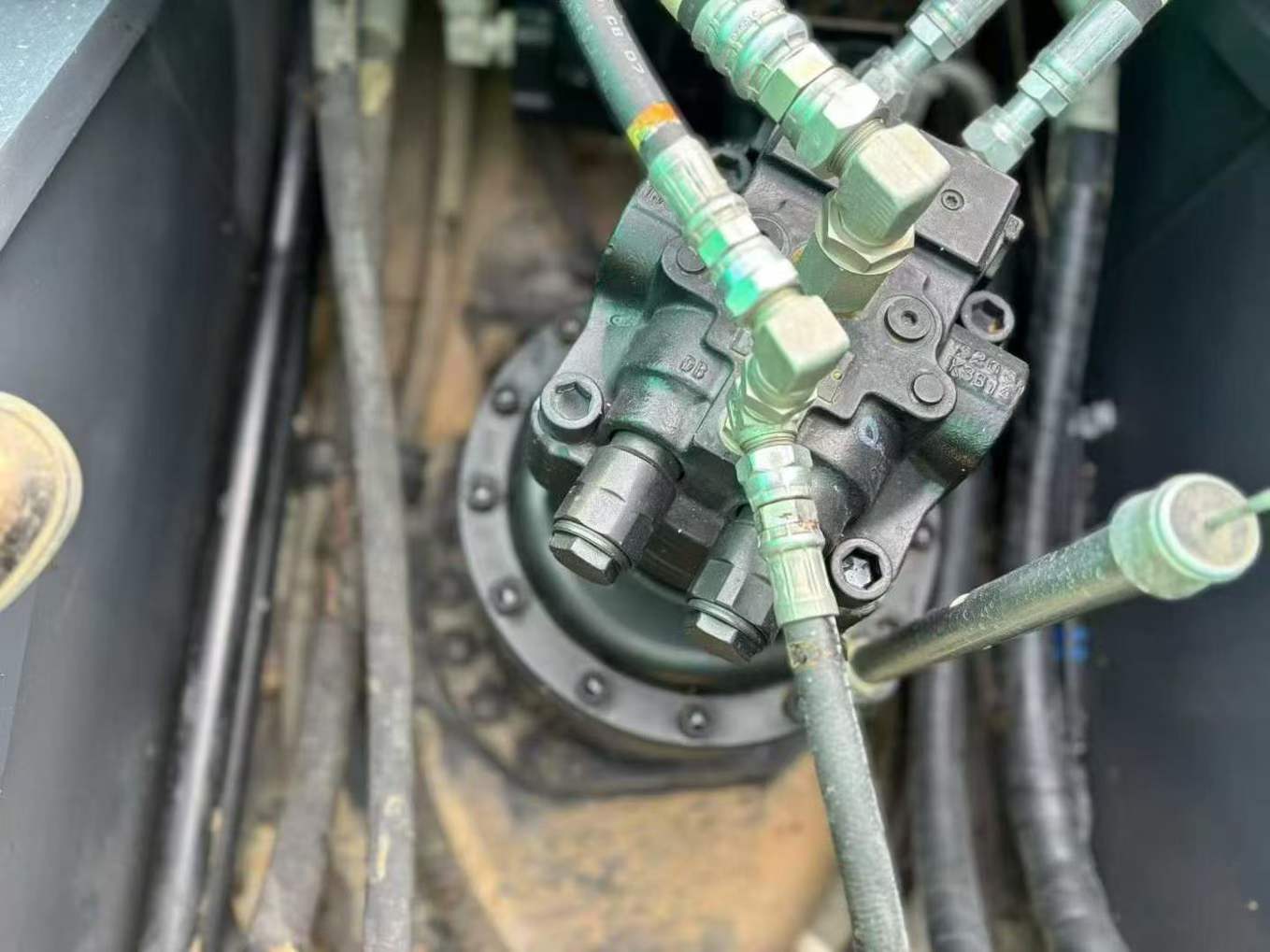 Used Kobelco SK210 Excavator 2024 Model / 7