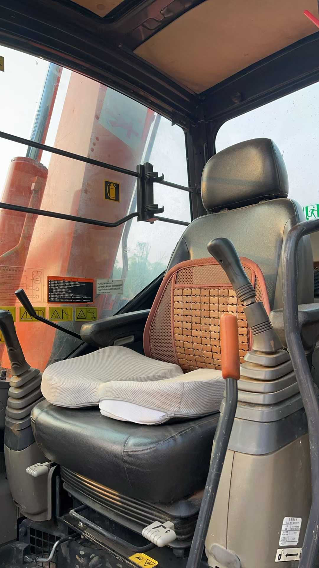 Used Hitachi ZX70 Excavator 2019 Model / 9