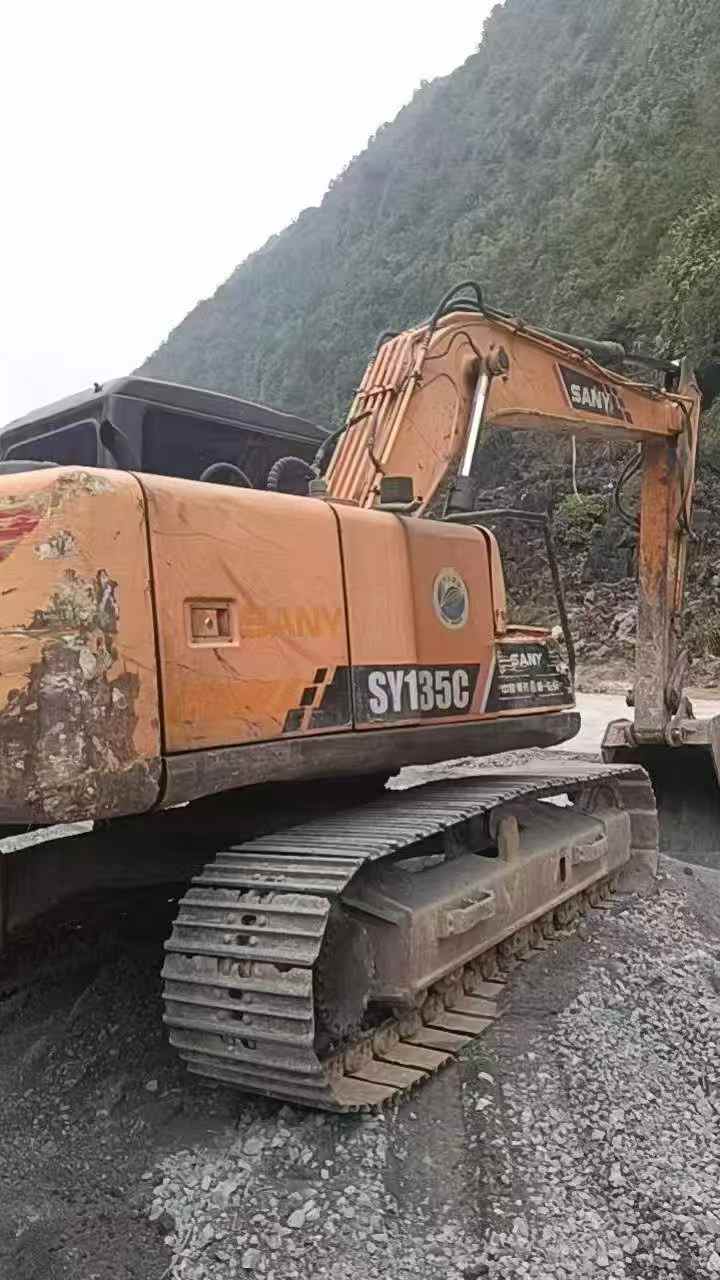 Buy Sany SY135 Used Excavator / 2 Used Sany SY135 Excavator 2016 Model / 2