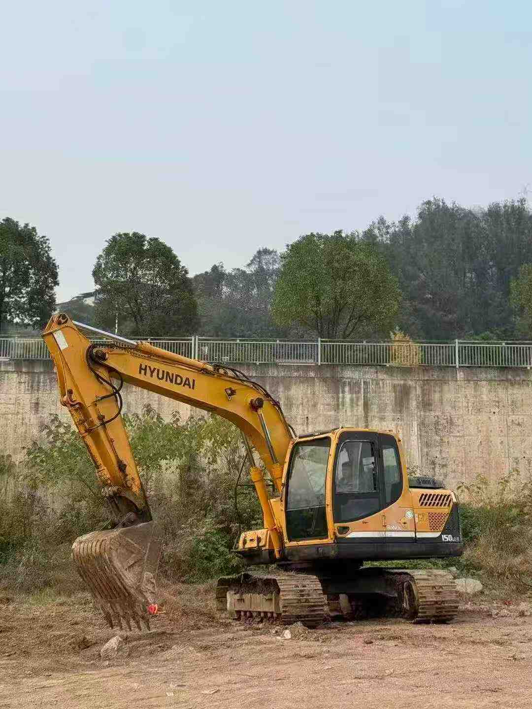 Buy Hyundai HW150 Used Excavator / 2 Used Hyundai HW150 Excavator 2016 Model / 2