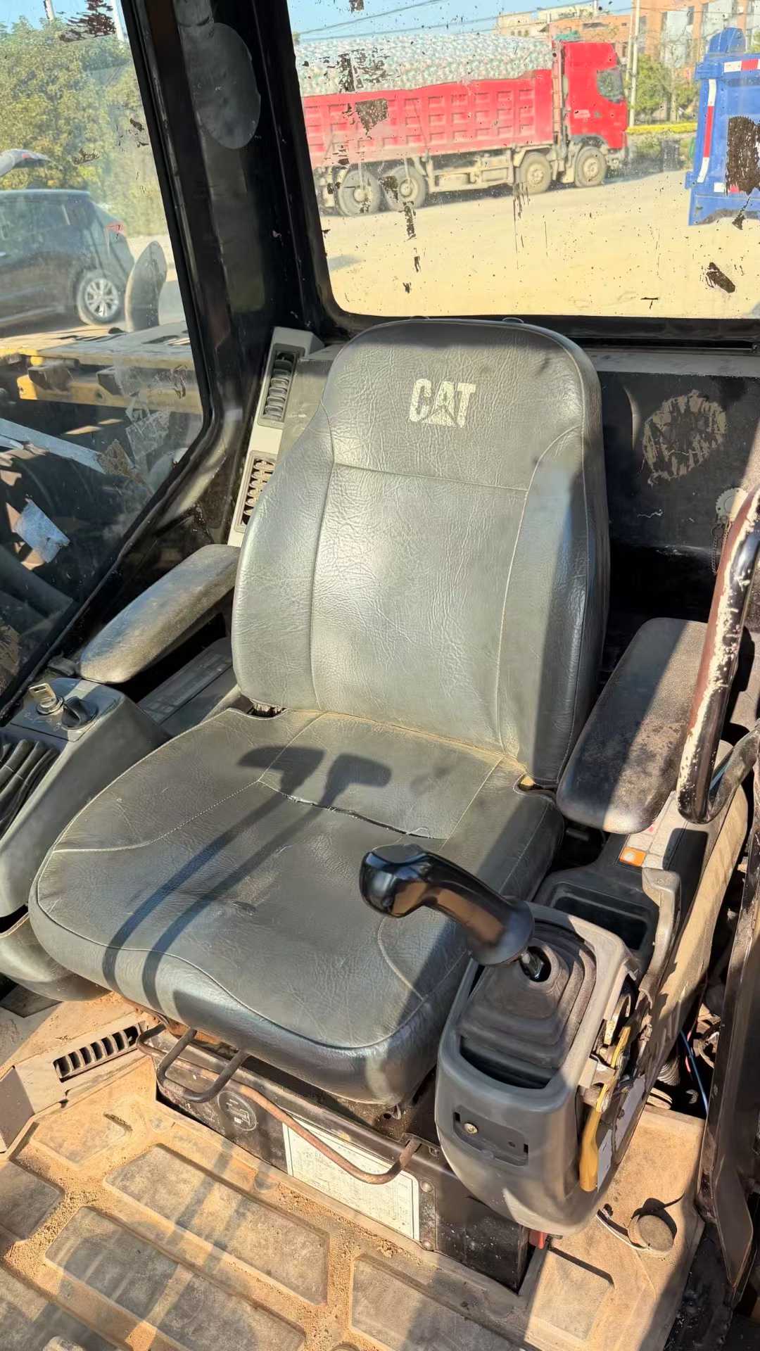 Used Caterpillar CT08 Excavator 2016 Model / 6