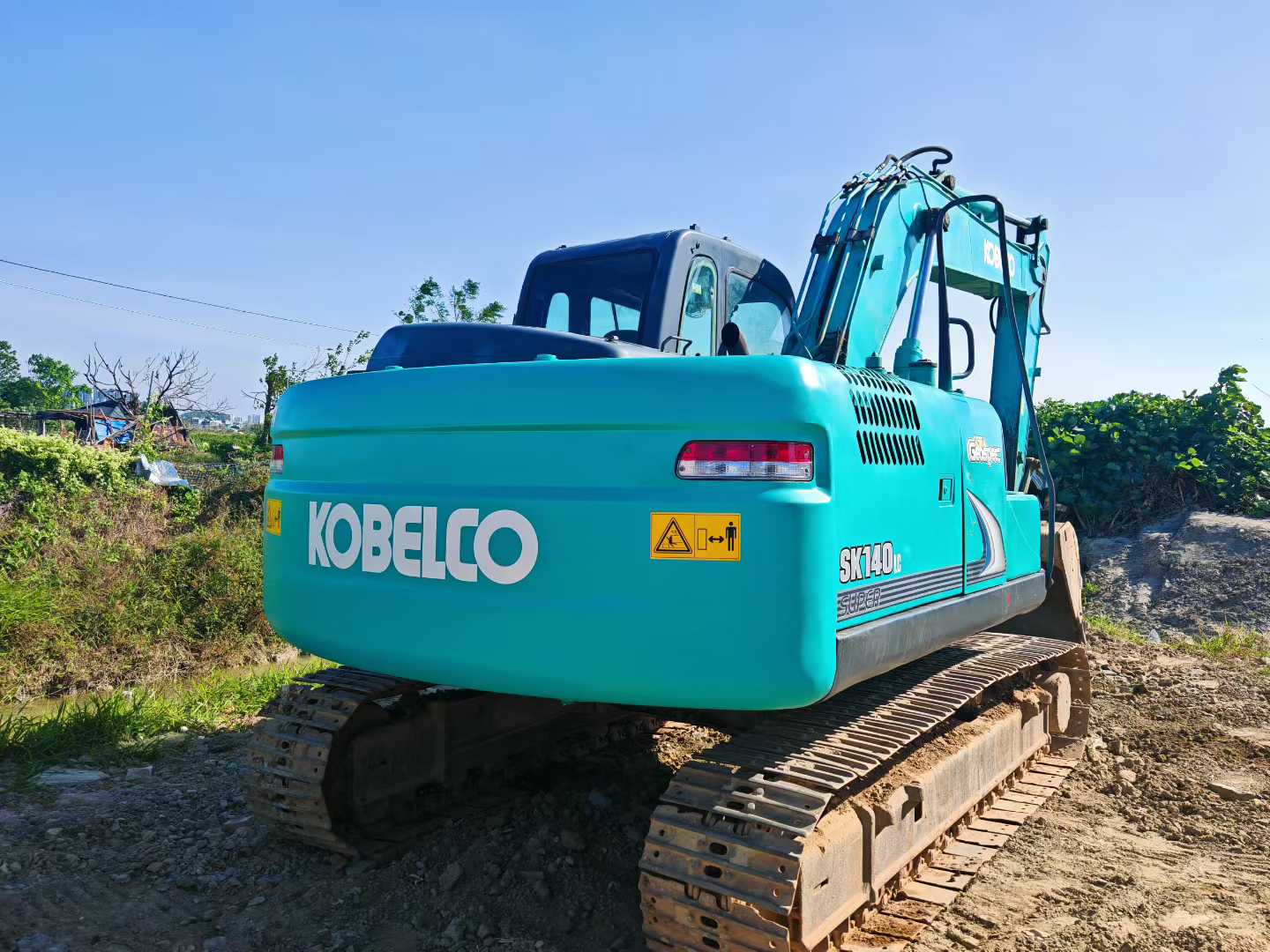 Used Kobelco SK140 Excavator 2015 Model / 2