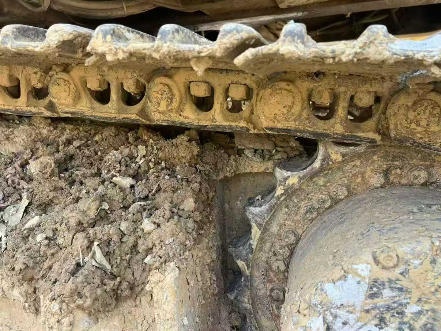 Buy Hyundai R215VSN Used Excavator / 3 Used Hyundai R215VSN Excavator 2014 Model / 3