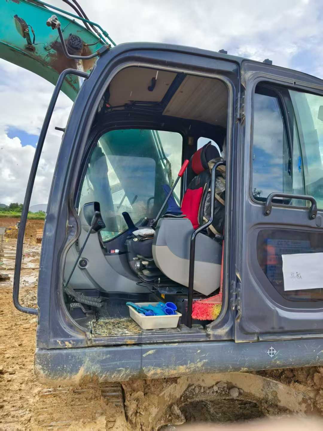 Used Kobelco SK130 Excavator 2017 Model / 6