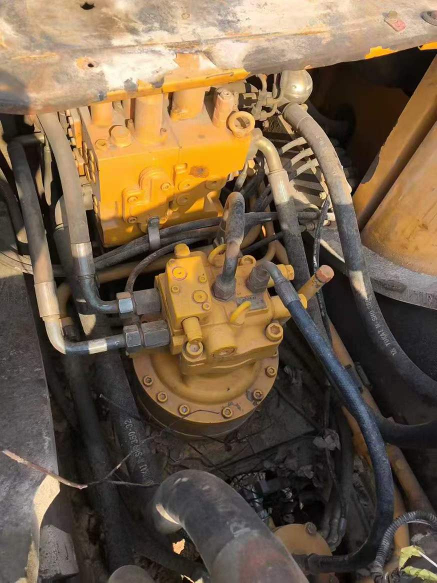 Used Sany SY215C-9 Excavator 2015 Model / 4