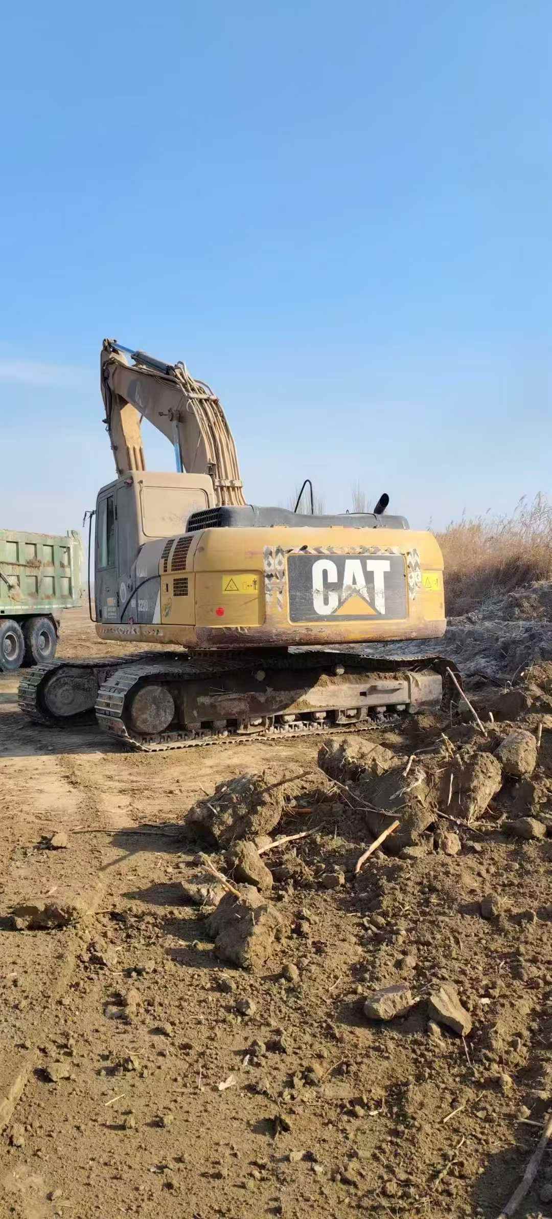 Used Caterpillar 323D2L Excavator 2016 Model / 3