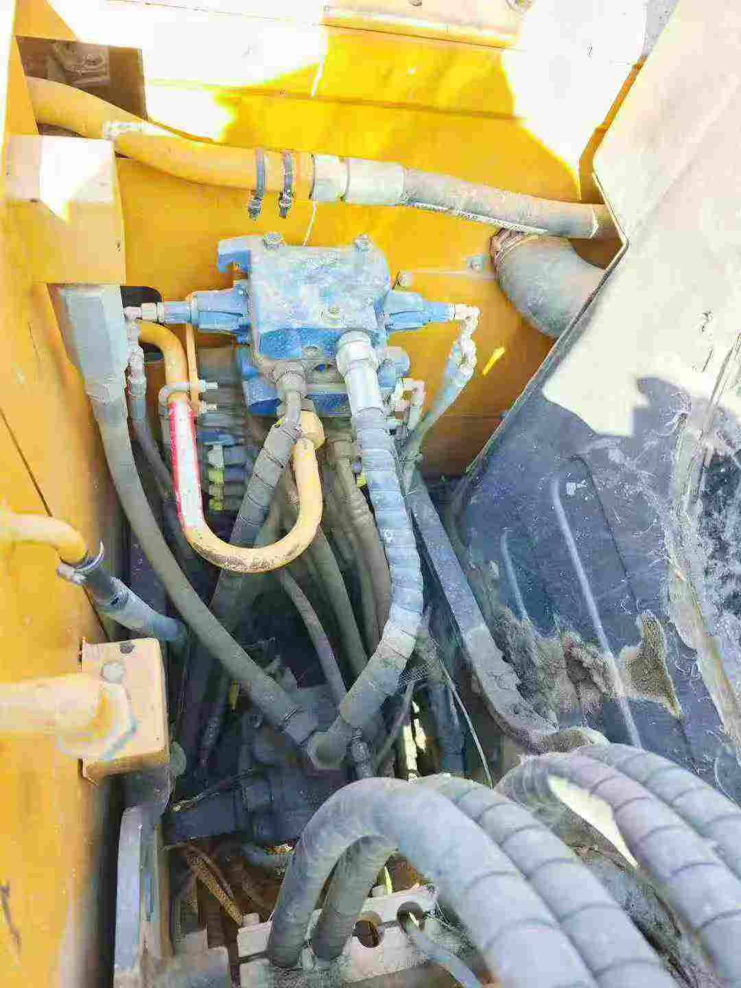 Used Sany SY65W Excavator 2016 Model / 3