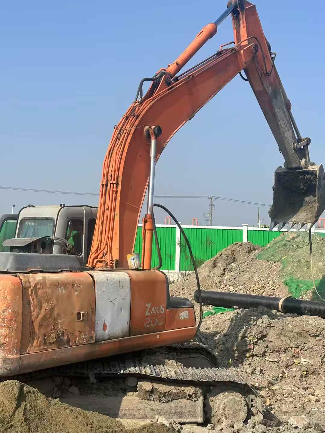 Buy Hitachi ZAXIS200 Used Excavator / 2 Used Hitachi ZAXIS200 Excavator 2016 Model / 2