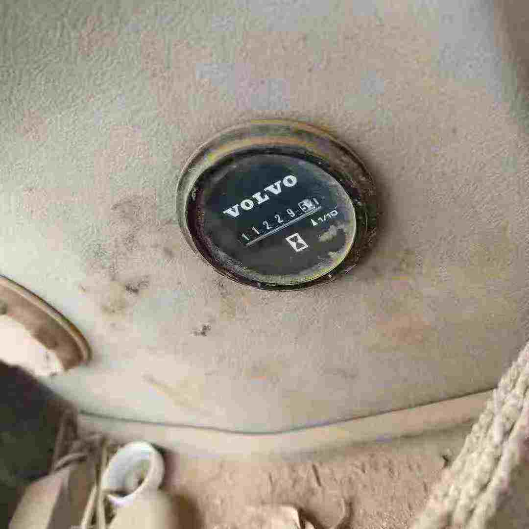 Used Volvo EW50 Excavator 2016 Model / 9