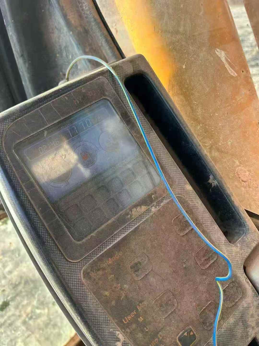 Used Hyundai R225-7 Excavator 2016 Model / 8