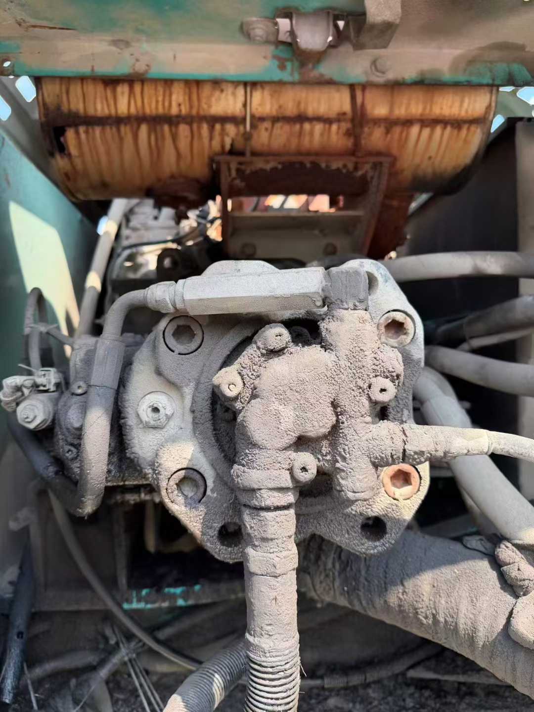 Buy Kobelco SK60 Used Excavator / 5 Used Kobelco SK60 Excavator 2010 Model / 5