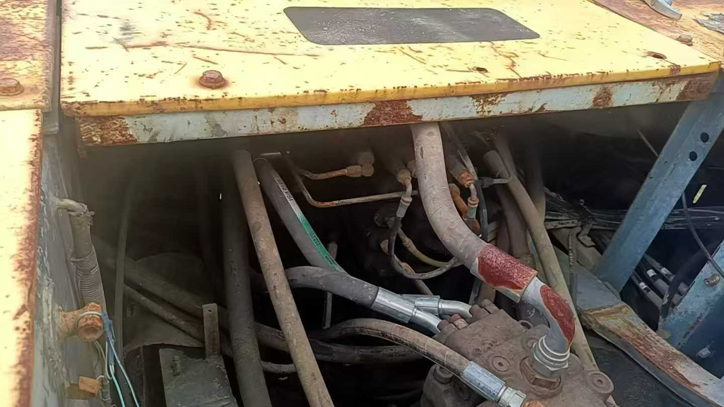 Used Sumitomo SH200A3 Excavator 2016 Model / 8