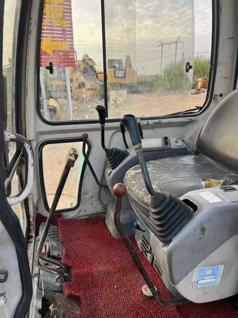 Used Komatsu PC40MRx Excavator 2016 Model / 6