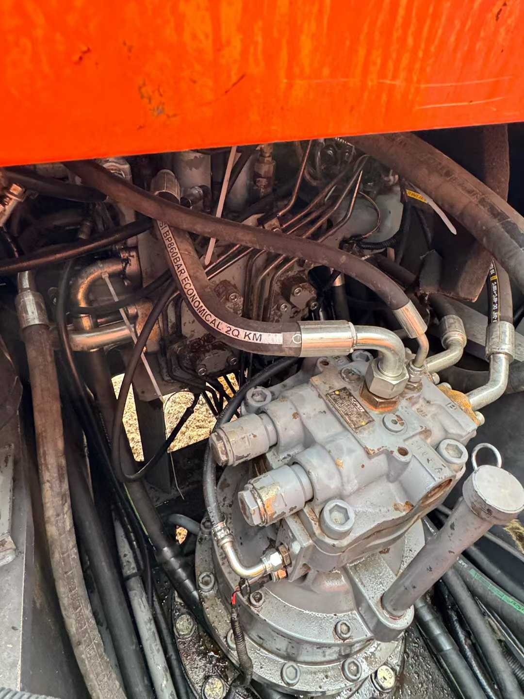 Used Hitachi EX210 Excavator 2014 Model / 3