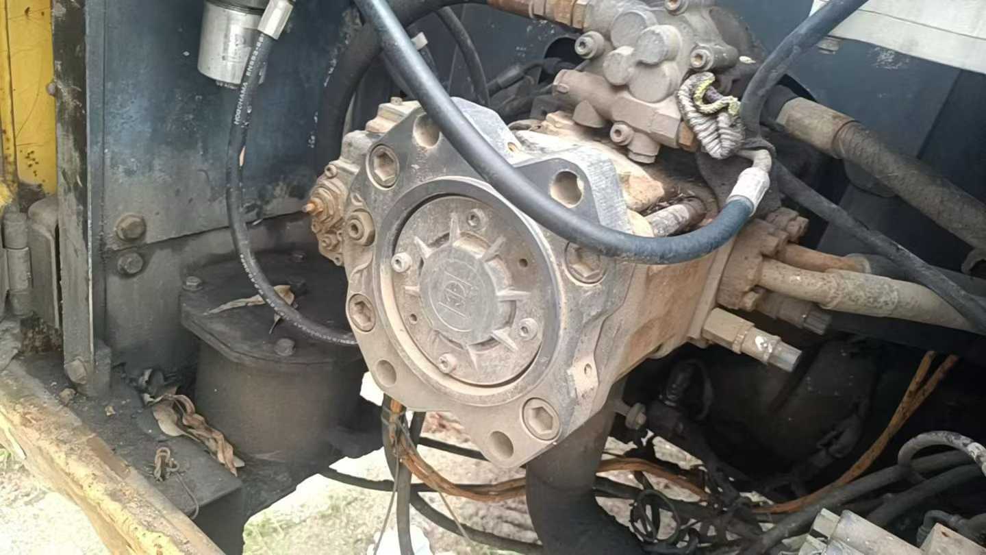 Used Sumitomo SH200A3 Excavator 2016 Model / 4